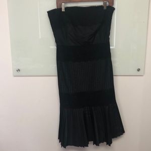Black strapless size 6 Banana Republic Dress
